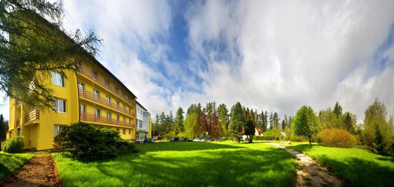 Hotel Lesana Stará Lesná Exterior foto